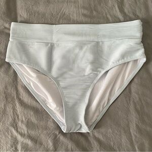 Nani Textured Sea Foam Midrise Bottom